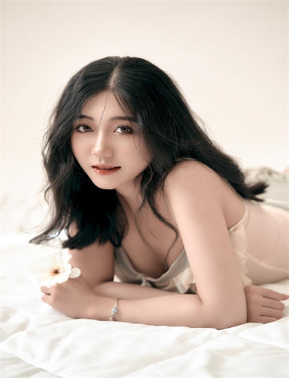 武侠剧经典《天涯寸草心》的叙事结构与视觉语言 ——武侠剧爱好者的必读指南